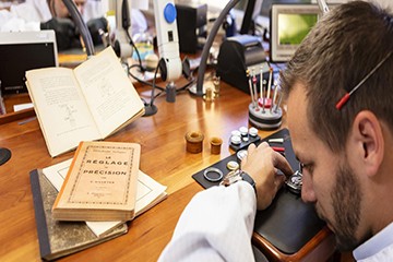 石家庄劳力士表不走维修地址